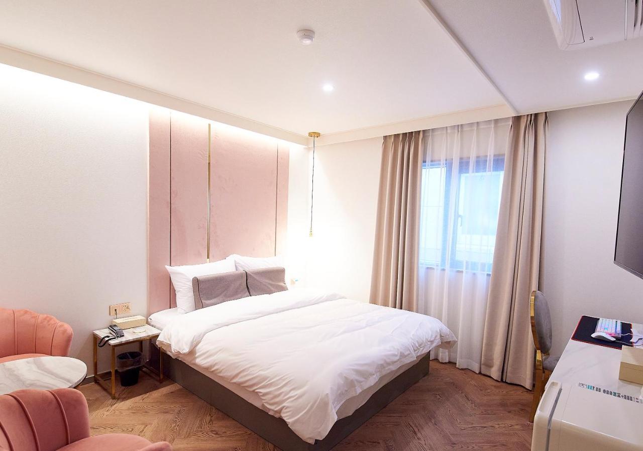 Denbasta Signature Hotel Μπουσάν Εξωτερικό φωτογραφία
