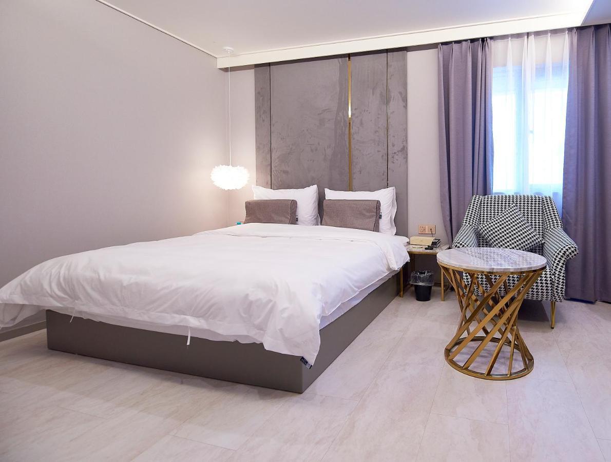 Denbasta Signature Hotel Μπουσάν Εξωτερικό φωτογραφία