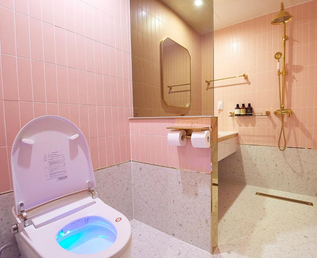 Denbasta Signature Hotel Μπουσάν Εξωτερικό φωτογραφία