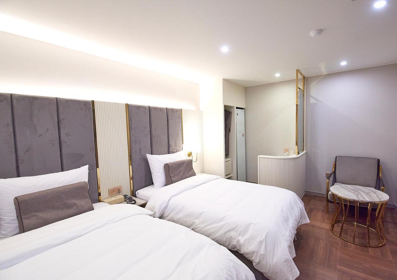 Denbasta Signature Hotel Μπουσάν Εξωτερικό φωτογραφία