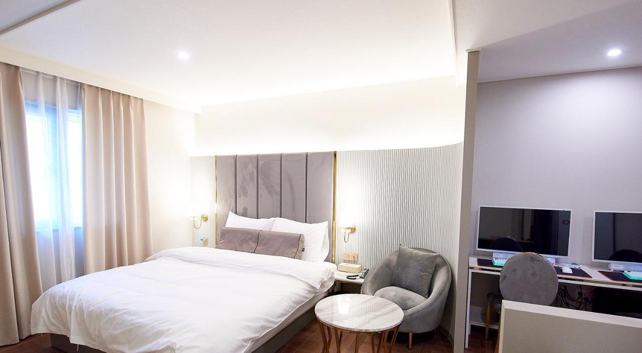 Denbasta Signature Hotel Μπουσάν Εξωτερικό φωτογραφία