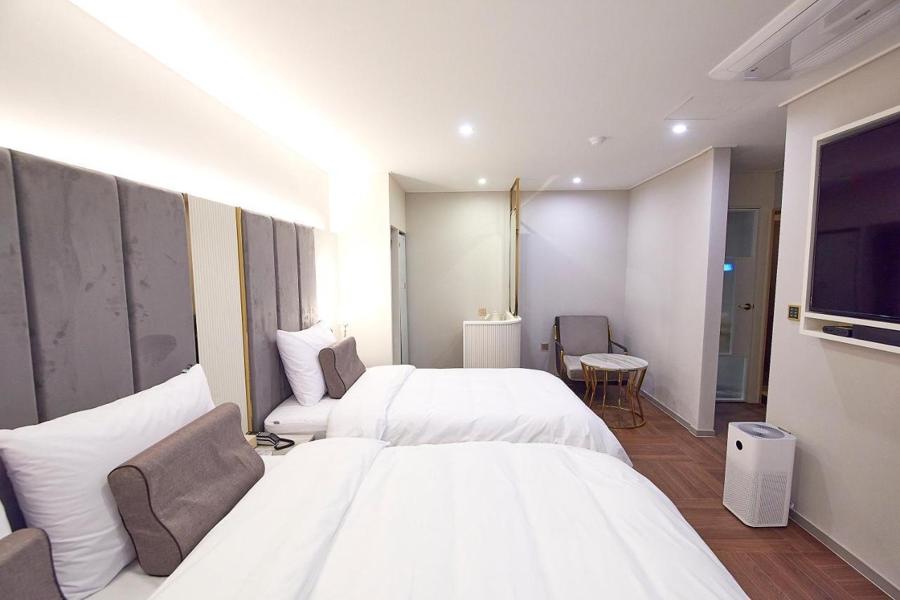 Denbasta Signature Hotel Μπουσάν Εξωτερικό φωτογραφία