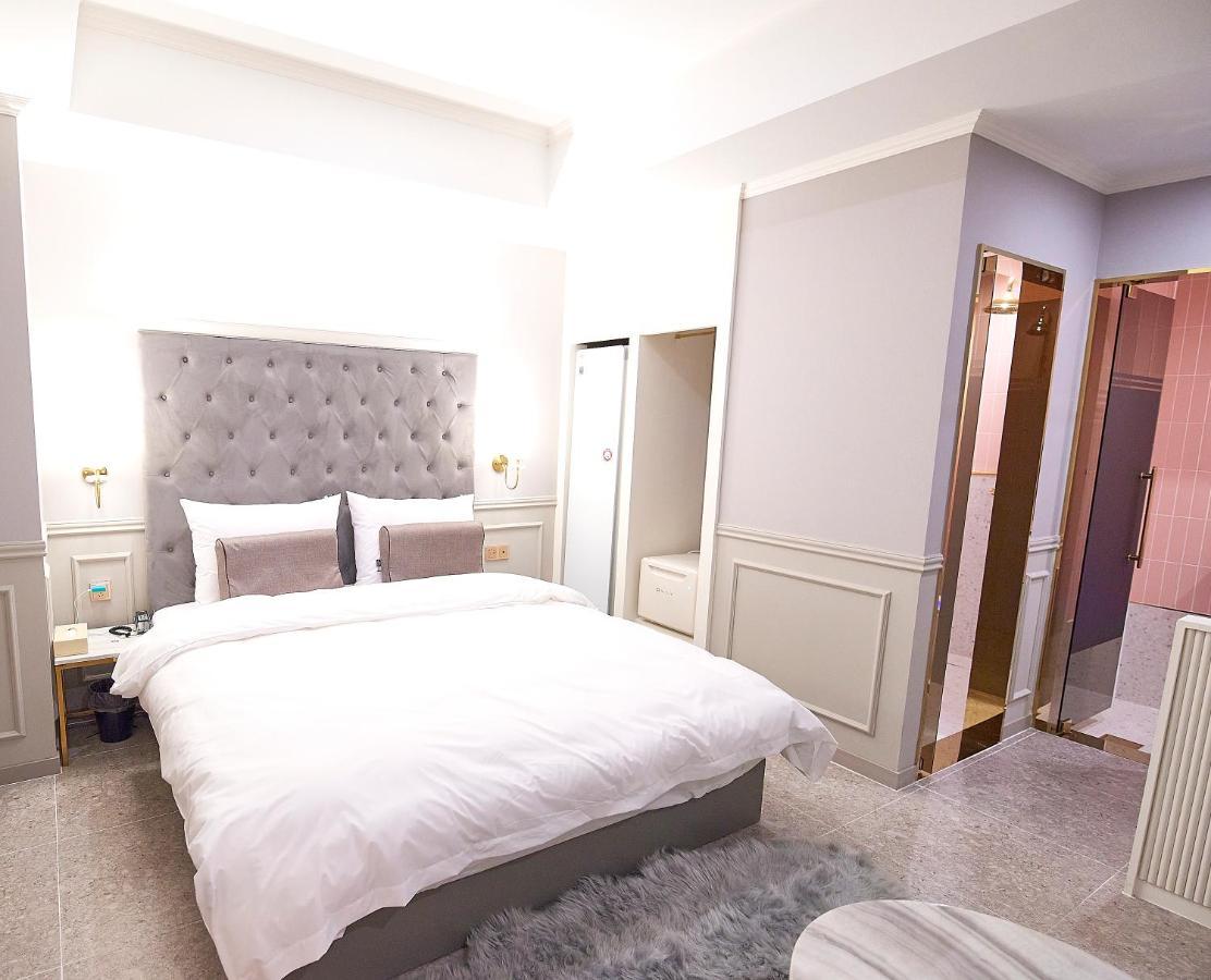 Denbasta Signature Hotel Μπουσάν Εξωτερικό φωτογραφία