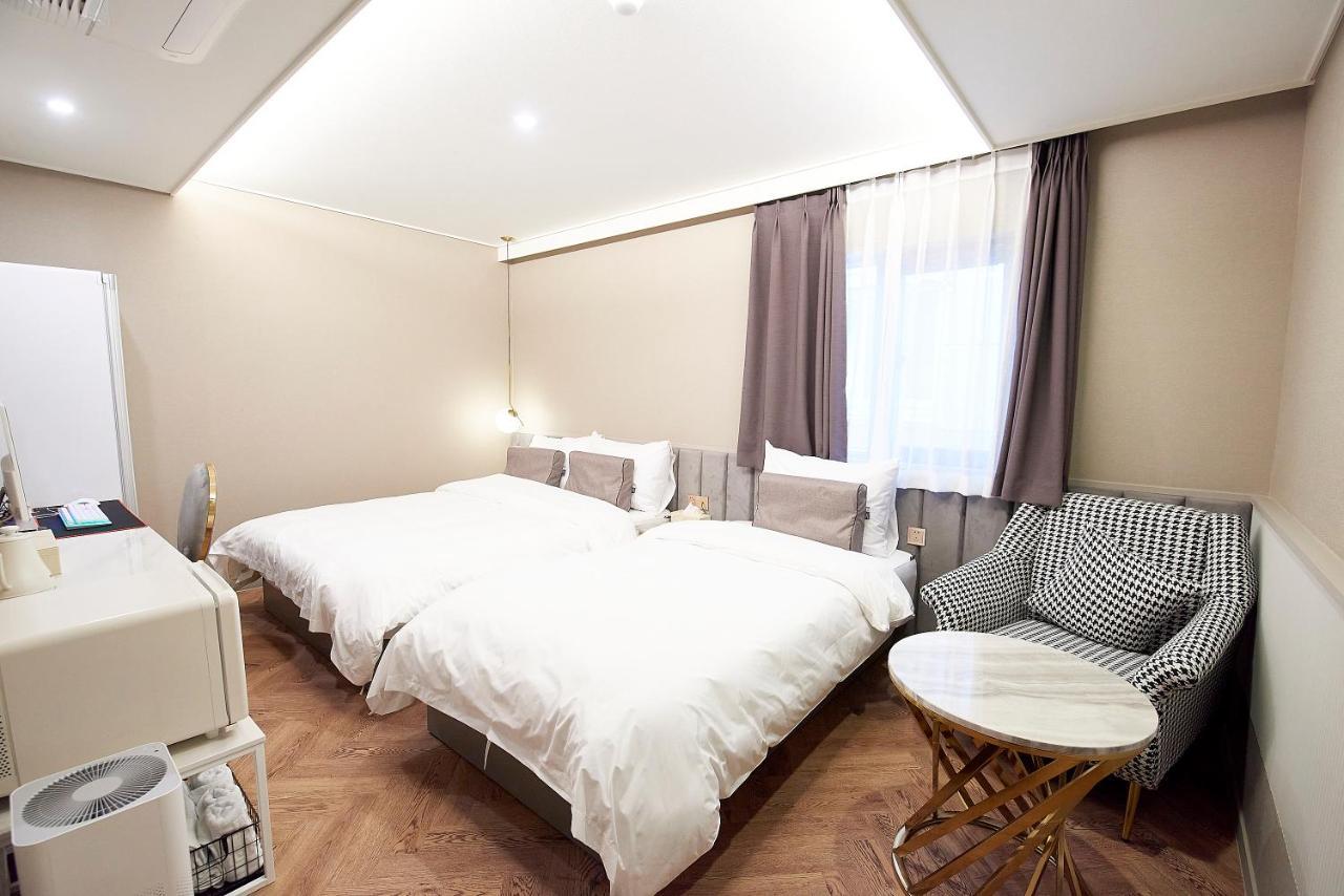 Denbasta Signature Hotel Μπουσάν Εξωτερικό φωτογραφία