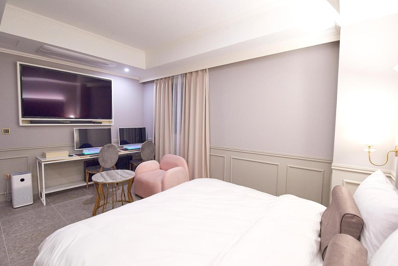 Denbasta Signature Hotel Μπουσάν Εξωτερικό φωτογραφία