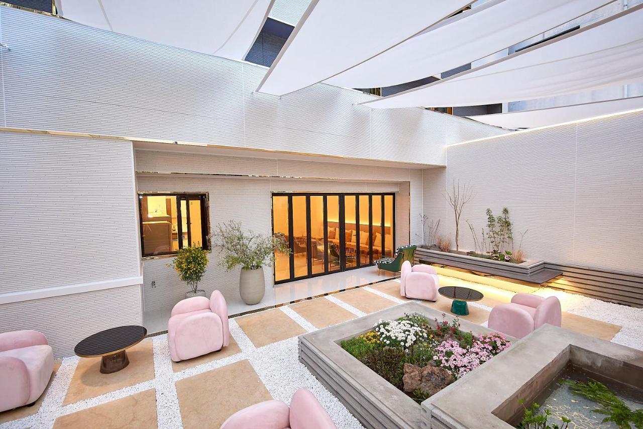Denbasta Signature Hotel Μπουσάν Εξωτερικό φωτογραφία